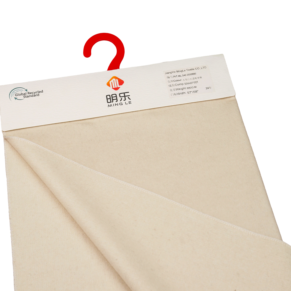 50 % vlna, 40 % polyester, 10 % iné vlákno, 680 G/M, béžová, kryštálová vlna na jednu stranu, ML-242-2050680