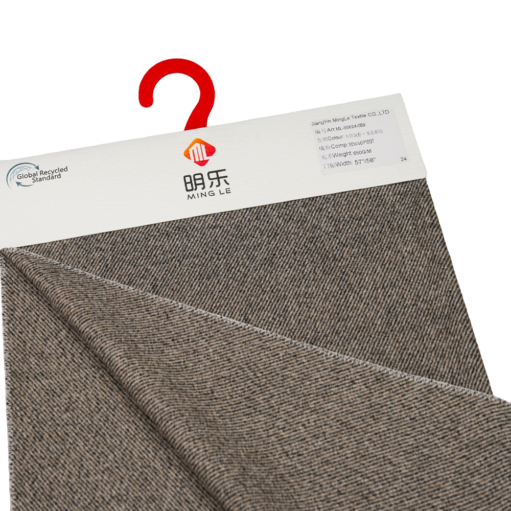 50 % vlna, 40 % polyester, 10 % iné vlákno, 650 G/M, čierna zmes hnedá + beigetwill, látka Melton, ML-S0624-089