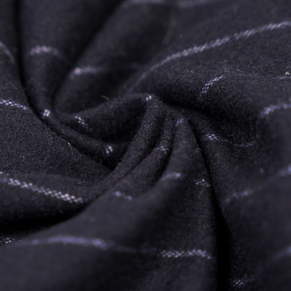 53 % vlna, 47 % polyester, 350 G/M, Zhiqing + biela, zvislá pruhovaná flanelová látka, ML-317245X-2