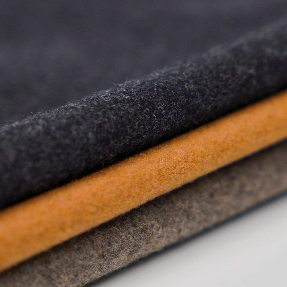 60 % vlna, 30 % polyester, 10 % iné vlákno, 800 G/M, tmavošedá, Melton ML-90345