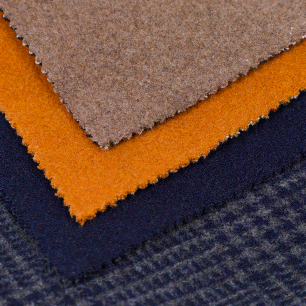 55 % vlna, 45 % Othe,r 645G/M, námornícka modrá, obojstranná zamatová tkanina, ML-3010305-1