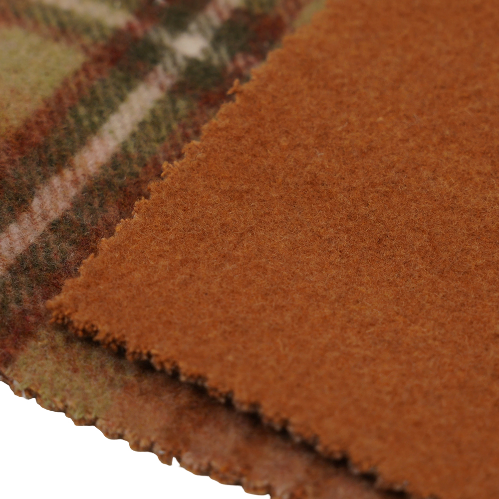 50 % vlna, 40 % polyester, 10 % iné vlákno, 860 G/M, hnedá a žltá kockovaná, zamatová tkanina, ML-062142104