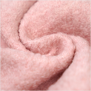 Pletená vlnená tkanina